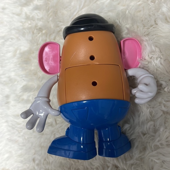 Playskool Friends Mr. Potato Head Classic Toy, Ages 2+ Includes 11 Accessories - Picture 2 of 3
